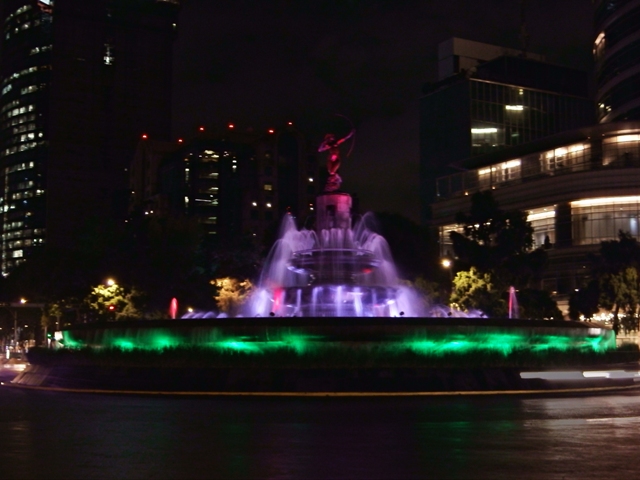 Mexico City Fountain night.jpg